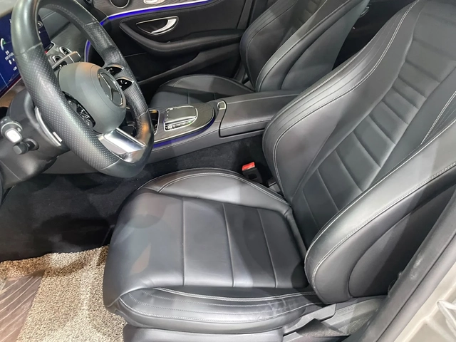 Mercedes-Benz E 220 d 4matic ! AMG Line ! - автомобили, коли, обяви за нови и употребявани 6