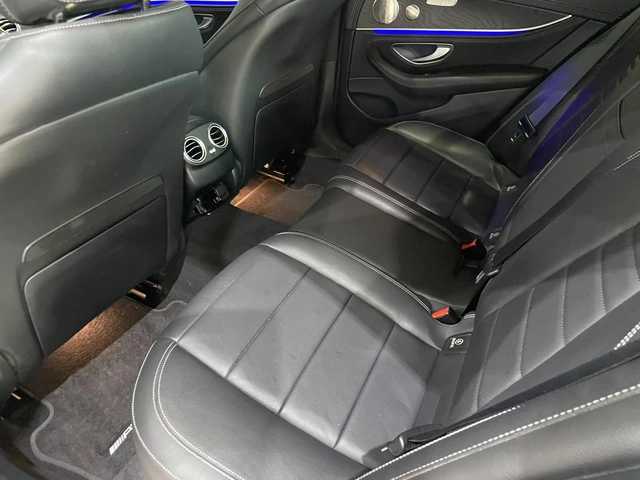 Mercedes-Benz E 220 d 4Matic ! AMG Line ! - автомобили, коли, обяви за нови и употребявани 11