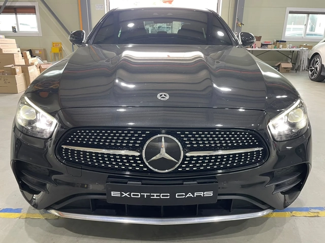 Mercedes-Benz E 220 d 4Matic ! AMG Line ! - автомобили, коли, обяви за нови и употребявани 1