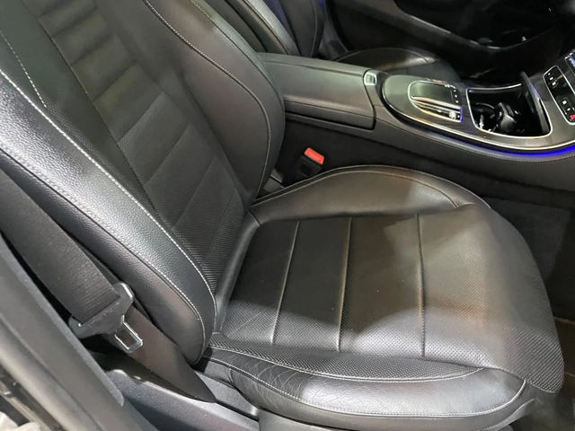 Mercedes-Benz E 220 d 4Matic ! AMG Line ! - автомобили, коли, обяви за нови и употребявани 9