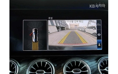 Mercedes-Benz E 220 d / AMG ПАКЕТ / BURMESTER / HUD - автомобили, коли, обяви за нови и употребявани 12