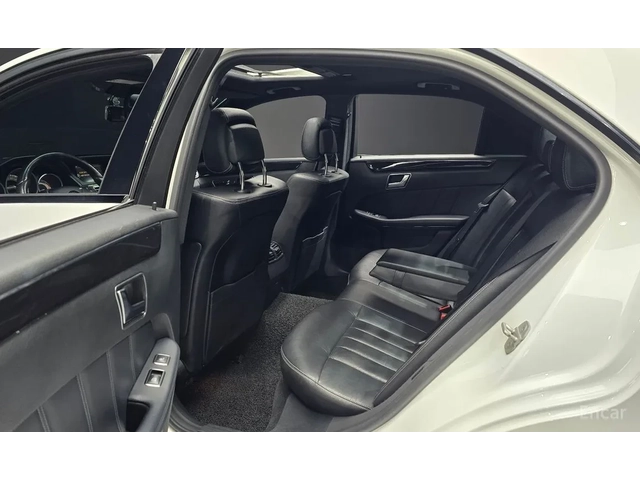 Mercedes-Benz E 220 BlueTEC Avantgarde Sport!! - автомобили, коли, обяви за нови и употребявани 11