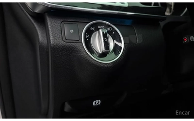 Mercedes-Benz E 220 BlueTEC Avantgarde Sport!! - автомобили, коли, обяви за нови и употребявани 13