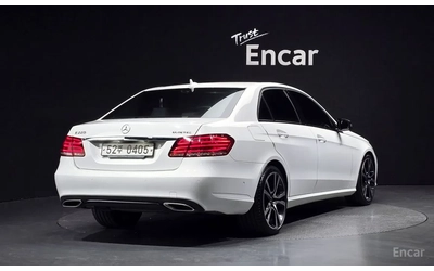 mercedes-benz-e-220 - 1