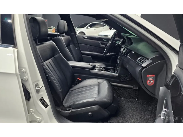Mercedes-Benz E 220 BlueTEC Avantgarde Sport!! - автомобили, коли, обяви за нови и употребявани 9