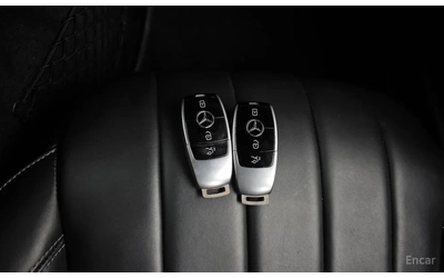 mercedes-benz-e-220 - 3