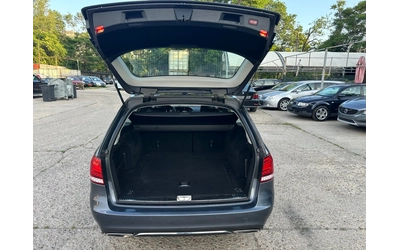 Mercedes-Benz E 220 E 220 / 4 MATIC - автомобили, коли, обяви за нови и употребявани 12