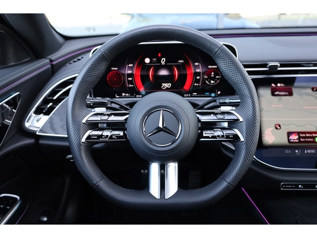 Mercedes-Benz E 220 NEW MODEL* AMG LINE* PANO* - автомобили, коли, обяви за нови и употребявани 10