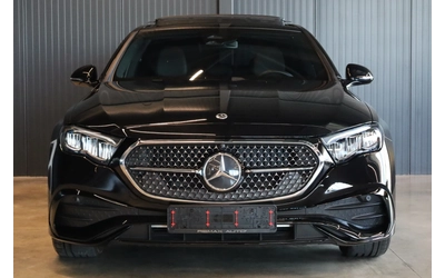 mercedes-benz-e-220 - 1