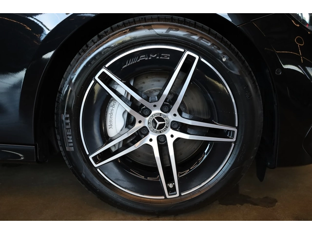 Mercedes-Benz E 220 NEW MODEL* AMG LINE* PANO* - автомобили, коли, обяви за нови и употребявани 4