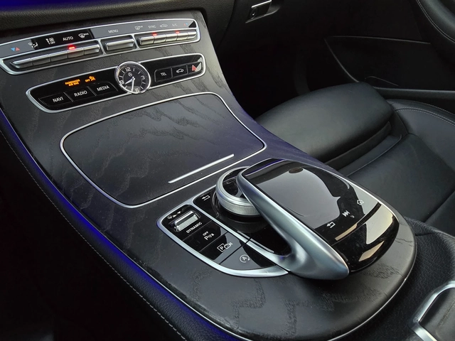 Mercedes-Benz E 220 BRABUS* PANO* Face* - автомобили, коли, обяви за нови и употребявани 14