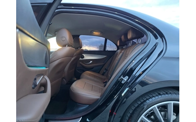Mercedes-Benz E 220 BRABUS* Head Up* 360 kamera* - автомобили, коли, обяви за нови и употребявани 10
