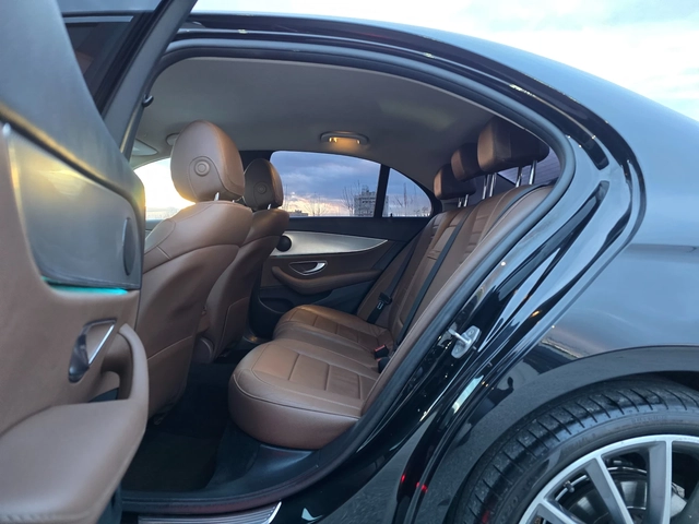 Mercedes-Benz E 220 BRABUS* Head Up* 360 kamera* - автомобили, коли, обяви за нови и употребявани 10