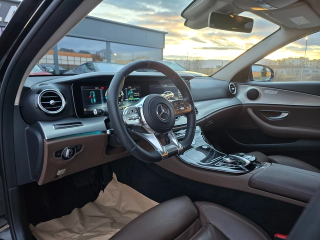 Mercedes-Benz E 220 BRABUS* Head Up* 360 kamera* - автомобили, коли, обяви за нови и употребявани 9