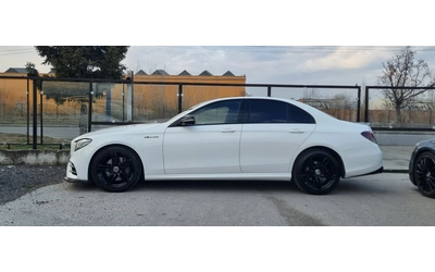 mercedes-benz-e-220 - 4