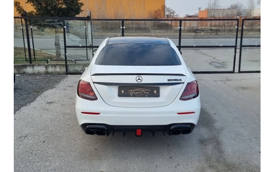 mercedes-benz-e-220 - 5