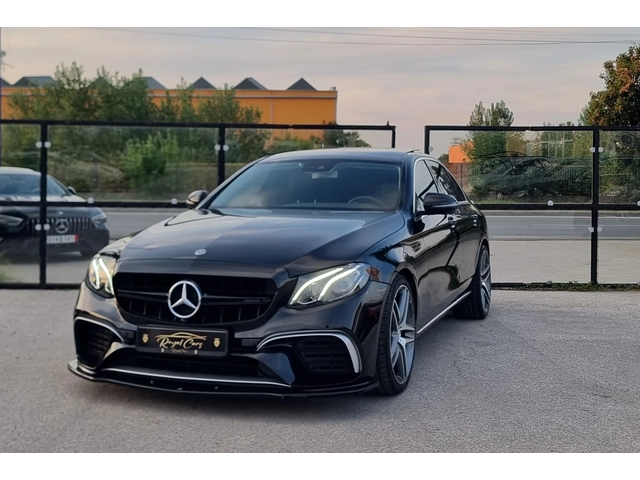 Mercedes-Benz E 220 BRABUS // 360 камера //DISTRONIC PLUS - автомобили, коли, обяви за нови и употребявани 0