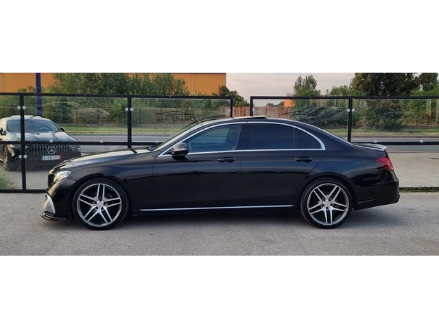 Mercedes-Benz E 220 BRABUS // 360 камера //DISTRONIC PLUS - автомобили, коли, обяви за нови и употребявани 4