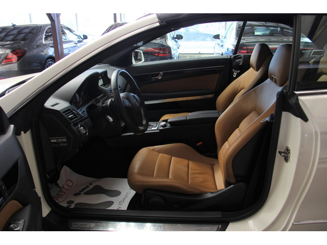 Mercedes-Benz E 220 CDI Cabrio BlueEfficiency/Navi/Xenon - автомобили, коли, обяви за нови и употребявани 16