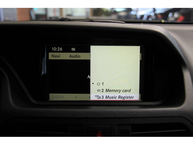 Mercedes-Benz E 220 CDI Cabrio BlueEfficiency/Navi/Xenon - автомобили, коли, обяви за нови и употребявани 9