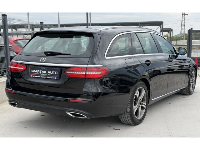 Mercedes-Benz E 220 D* 2020г.* 9G* ТОП Състияние* 182.000КМ* НОВА - автомобили, коли, обяви за нови и употребявани 3