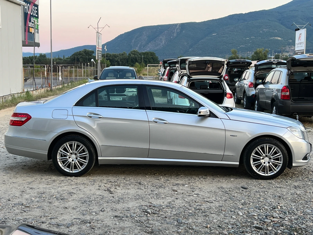 Mercedes-Benz E 250 2.2CDI- 204к.с./ Подгрев/ Парктроник/ ел. Седалки - автомобили, коли, обяви за нови и употребявани 3