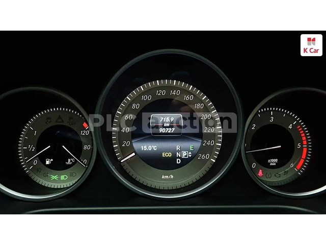 Mercedes-Benz E 250 * 4MATIC * PANO * 360 * АВТОКРЕДИТ - автомобили, коли, обяви за нови и употребявани 11
