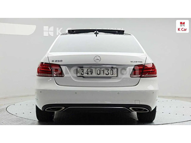 Mercedes-Benz E 250 * 4MATIC * PANO * 360 * АВТОКРЕДИТ - автомобили, коли, обяви за нови и употребявани 5