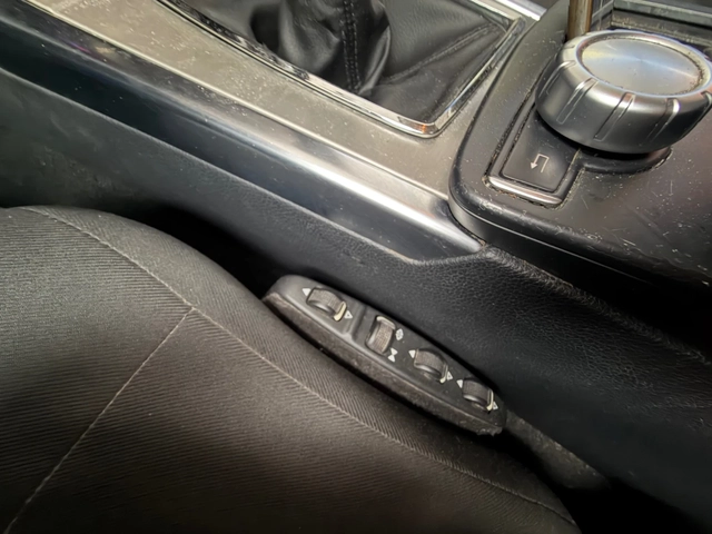 Mercedes-Benz E 250 LED* INTELIGENT* Distronik* Ръчка - автомобили, коли, обяви за нови и употребявани 12