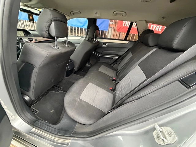 Mercedes-Benz E 250 LED* INTELIGENT* Distronik* Ръчка - автомобили, коли, обяви за нови и употребявани 6
