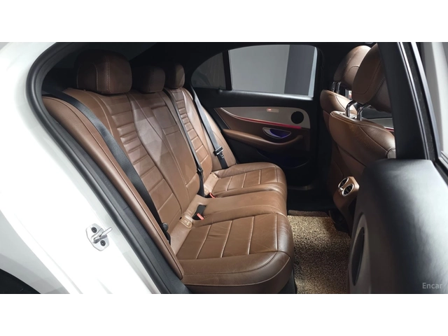 Mercedes-Benz E 250 AVANGARDE* КОЖА* НАВИ* ПАНО - автомобили, коли, обяви за нови и употребявани 9