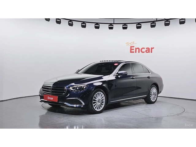 Mercedes-Benz E 250 EXCLUSIVE* HUD* 360* КОЖА* ПАНО* НАВИ - автомобили, коли, обяви за нови и употребявани 0