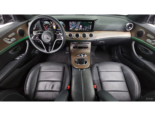 Mercedes-Benz E 250 EXCLUSIVE* HUD* 360* КОЖА* ПАНО* НАВИ - автомобили, коли, обяви за нови и употребявани 4