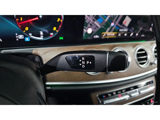 Mercedes-Benz E 250 EXCLUSIVE* HUD* 360* КОЖА* ПАНО* НАВИ - автомобили, коли, обяви за нови и употребявани 6