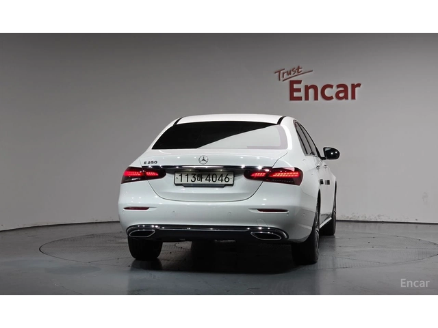 Mercedes-Benz E 250 AVANTGARDE* DISTRONIC* КАМЕРА* ШИБИДАХ* КРАЙНА ЦЕН - автомобили, коли, обяви за нови и употребявани 3
