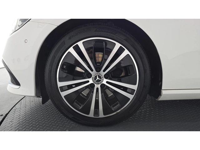 Mercedes-Benz E 250 AVANTGARDE* DISTRONIC* КАМЕРА* ШИБИДАХ* КРАЙНА ЦЕН - автомобили, коли, обяви за нови и употребявани 4