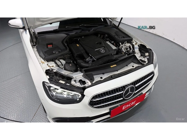 Mercedes-Benz E 250 * 360* ПАНО* KEYLESS* Camera* ПОДГРЕВ* - автомобили, коли, обяви за нови и употребявани 5
