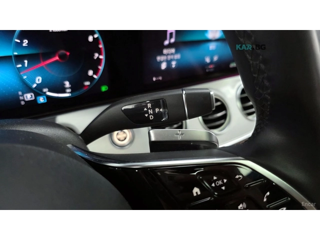 Mercedes-Benz E 250 * 360* ПАНО* KEYLESS* Camera* ПОДГРЕВ* - автомобили, коли, обяви за нови и употребявани 8