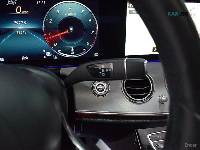 Mercedes-Benz E 250 ПАМЕТ* КАМЕРА* DIGITAL* DISTRONIC* ПОДГРЕВ* ПАНО* - автомобили, коли, обяви за нови и употребявани 10