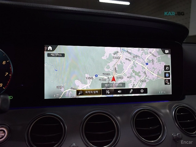 Mercedes-Benz E 250 ПАМЕТ* КАМЕРА* DIGITAL* DISTRONIC* ПОДГРЕВ* ПАНО* - автомобили, коли, обяви за нови и употребявани 4