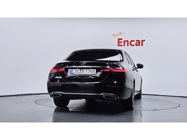 Mercedes-Benz E 250 Avantgarde - автомобили, коли, обяви за нови и употребявани 3