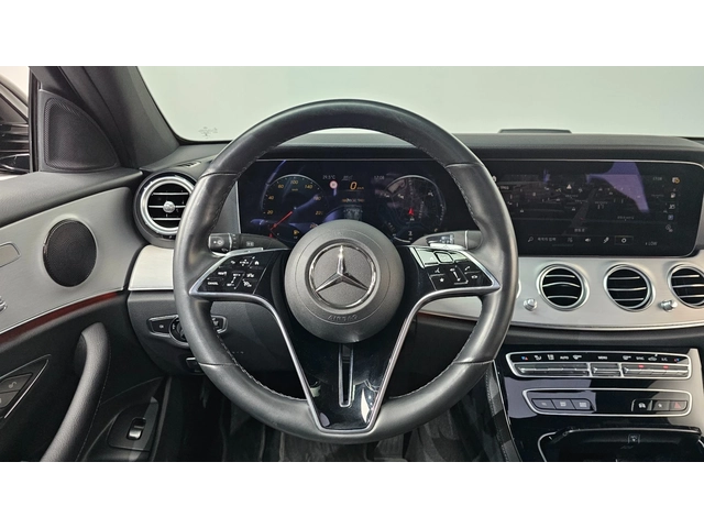 Mercedes-Benz E 250 Avantgarde - автомобили, коли, обяви за нови и употребявани 7