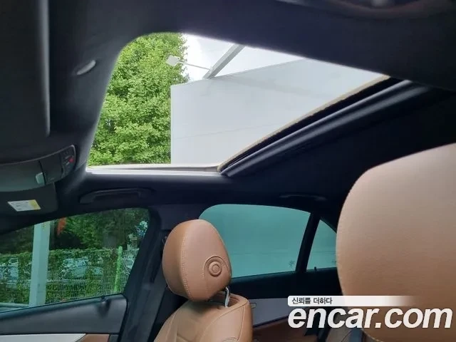 Mercedes-Benz E 250 AVANTGARDE - автомобили, коли, обяви за нови и употребявани 15