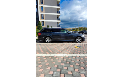 mercedes-benz-e-250-cdi-avantgarde-blueefficiency - 0