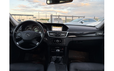 Mercedes-Benz E 250 D* 2011г.* РЪЧКА* Топ Състояние* Сервизна История - автомобили, коли, обяви за нови и употребявани 12
