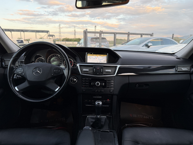Mercedes-Benz E 250 D* 2011г.* РЪЧКА* Топ Състояние* Сервизна История - автомобили, коли, обяви за нови и употребявани 12