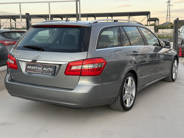 Mercedes-Benz E 250 D* 2011г.* РЪЧКА* Топ Състояние* Сервизна История - автомобили, коли, обяви за нови и употребявани 4