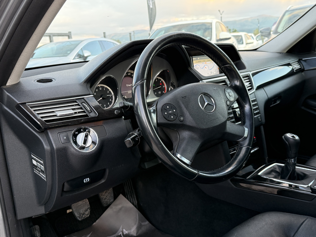 Mercedes-Benz E 250 D* 2011г.* РЪЧКА* Топ Състояние* Сервизна История - автомобили, коли, обяви за нови и употребявани 8