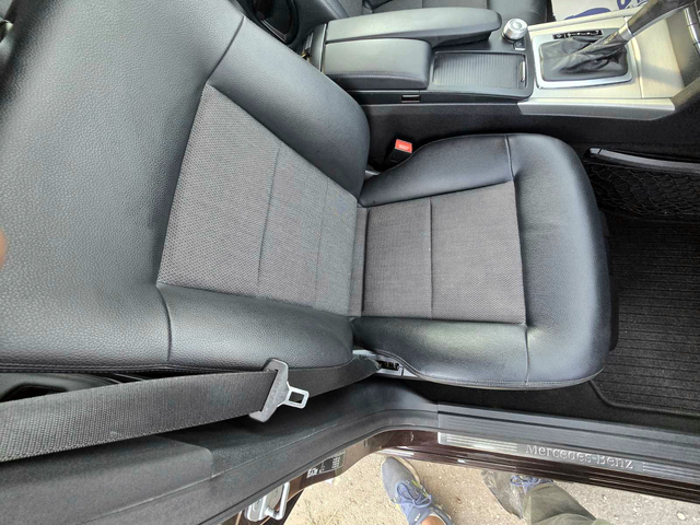 Mercedes-Benz E 250 ТОП СЪСТОЯНИЕ/AVANTGARDE/LED - автомобили, коли, обяви за нови и употребявани 11