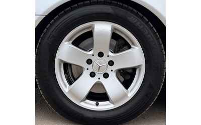 Mercedes-Benz E 270 CDI= AVANTGARDE= XENON= ANDROID= - автомобили, коли, обяви за нови и употребявани 16